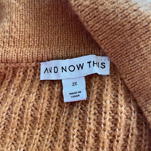 Collared Sweater - Picture 6 of 7